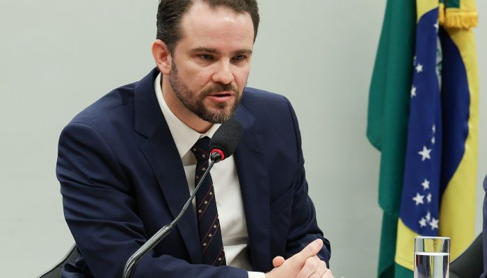 Fazenda Libera R$ 12,9 Bi em Crédito com Aval da União para Cinco Estados