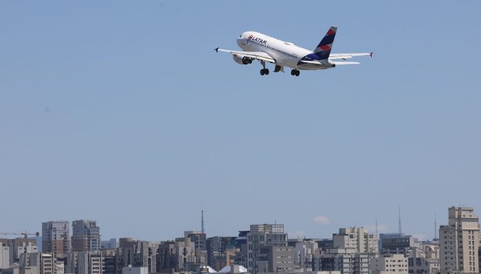 Petrobras Alivia Bolso de Companhias Aéreas com Corte no Querosene