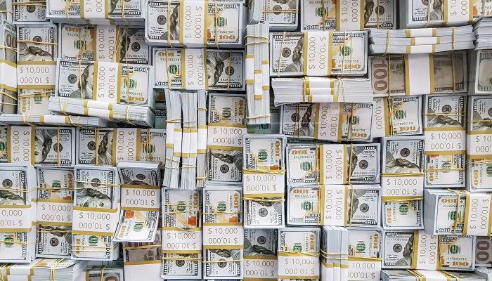 Dólar Recua para R$ 5,14 com Alívio Global e Apetite por Risco