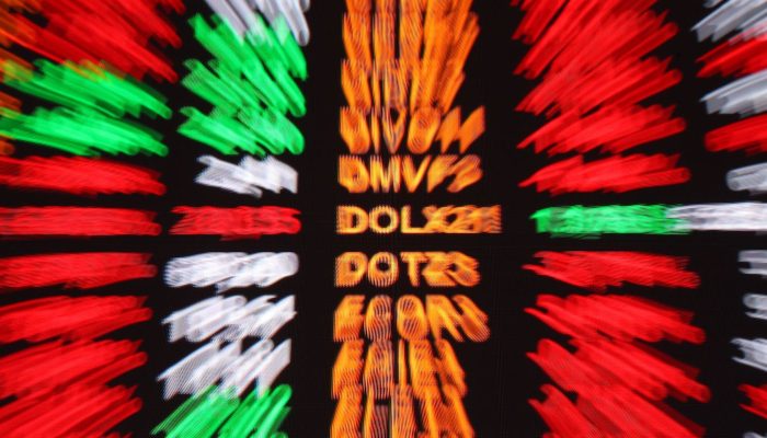 Bolsa Sobe e Dólar Cai Apesar de Disputa Comercial com Eua