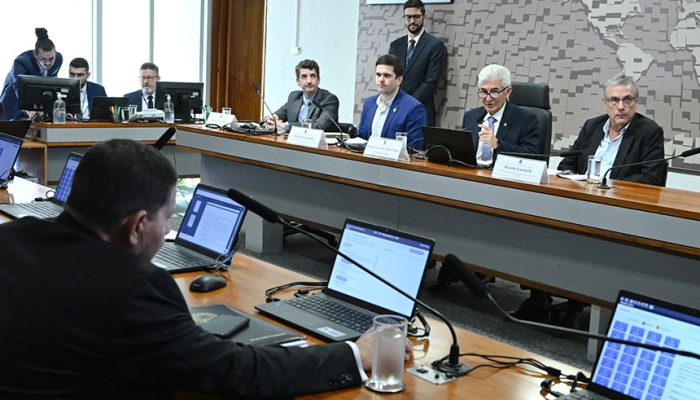 Brasil Precisa de Preparo para Novas Pandemias, Dizem Especialistas