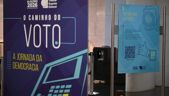 Senado Abre Exposição Sobre a Jornada do Voto no Brasil