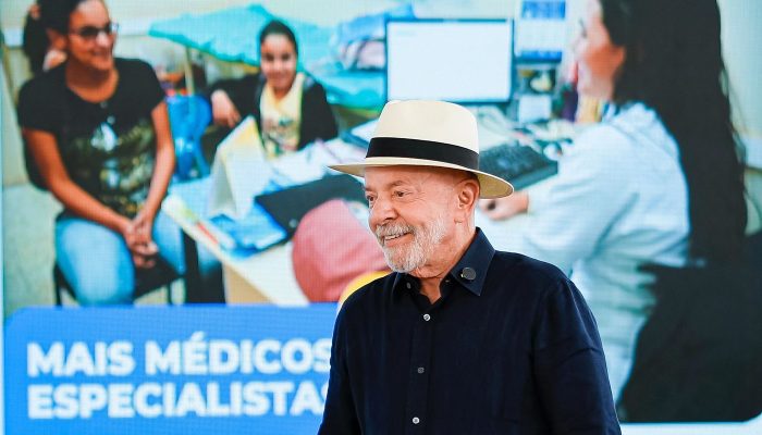Lula Culpa Clã Bolsonaro por Ameaça dos Eua ao Pix e Taxação