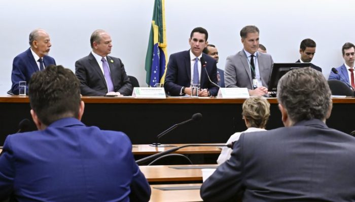 Comissão Mista do Orçamento: Desafios e Impactos na Amazônia