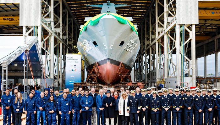 Marinha Lança Fragata e Lula Reforça Defesa em Meio a Tensões Globais
