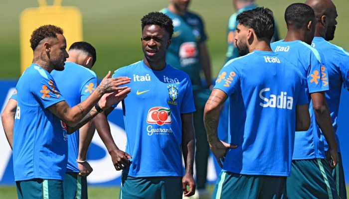 Neymar Retorna Aos Treinos: um Fôlego de Esperança para a Seleção