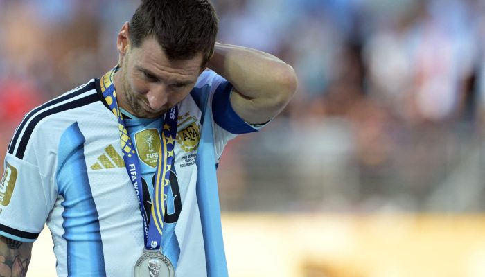 Argentina Volta para Casa Sem Seu Craque Após Derrota na Copa