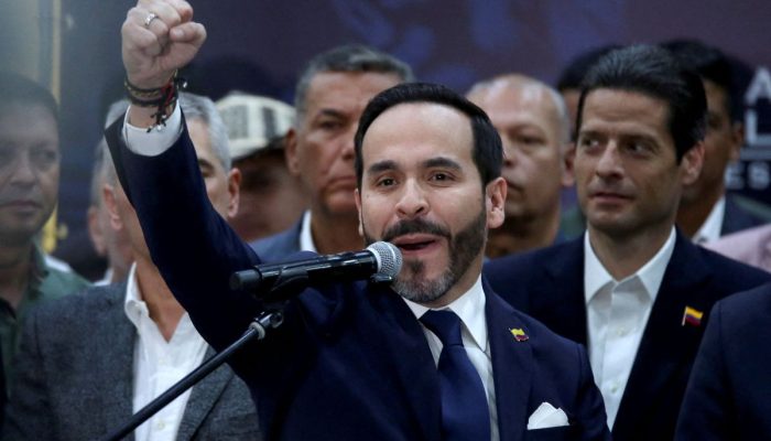 Novo Presidente da Colômbia Promete Combate Firme ao Crime