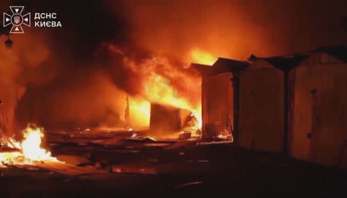 Ataque Russo em Kiev Causa Incêndio e Deixa Ferido