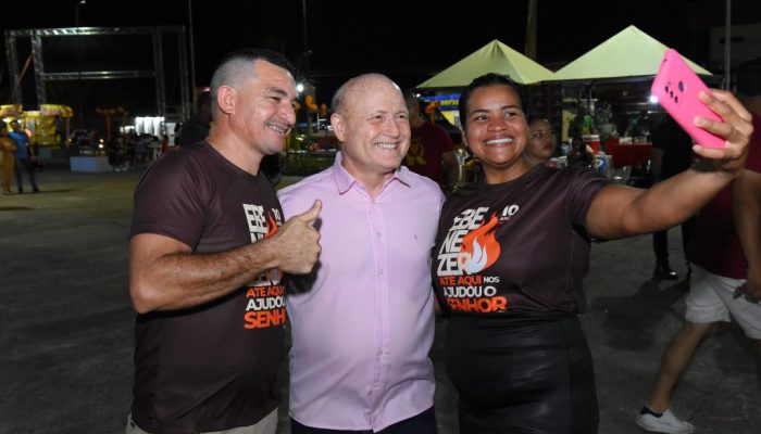 Com atração nacional e muito louvor, Ato Profético reúne ministérios na Praça do Fórum, em...