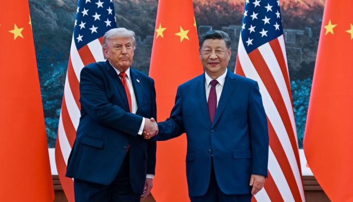 Ações dos EUA Fortalecem Projeção Internacional da China, Diz Especialista