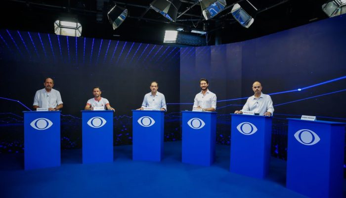 Debate em Minas: Dívidas, Impostos e Privatizações em Pauta