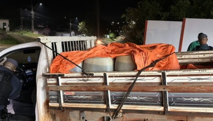 PM Apreende 800 Litros de Gasolina para Garimpo no AP