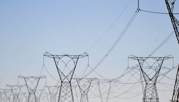 ONS Restringe Energia em Domingo de Baixo Consumo