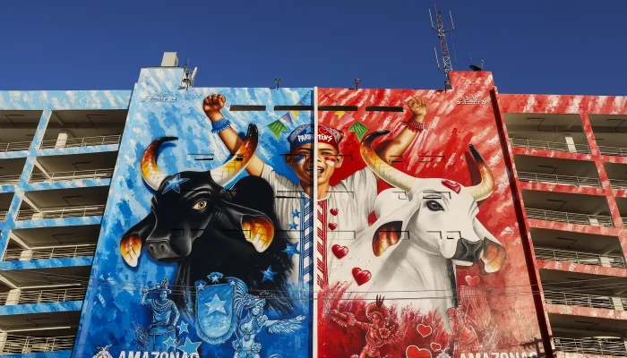 Festival de Parintins: Boi Garantido e Caprichoso Disputam Título no AM