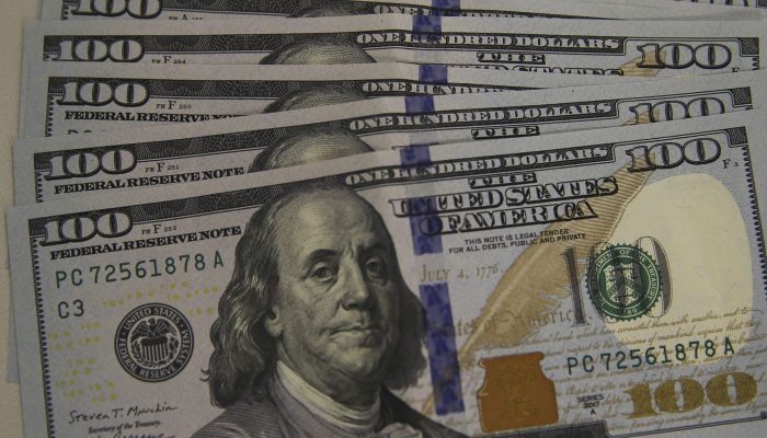 Dólar Recua a R$ 5,13 em Dia de Ajuste no Mercado Financeiro