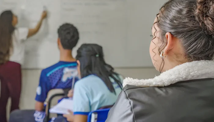 Ideb 2025: Educação Básica no Brasil Atinge Melhor Desempenho Histórico