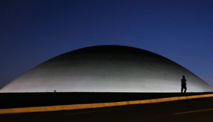 Congresso Aprova Divulgação Ampliada do Ligue 180