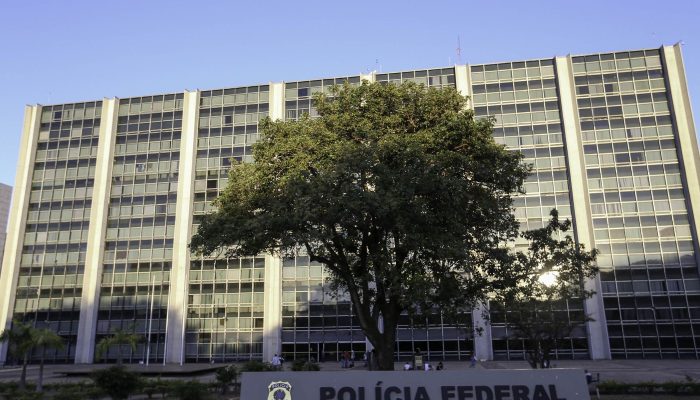 PF Desarticula Esquema de Lavagem de R$ 10 Bilhões do PCC