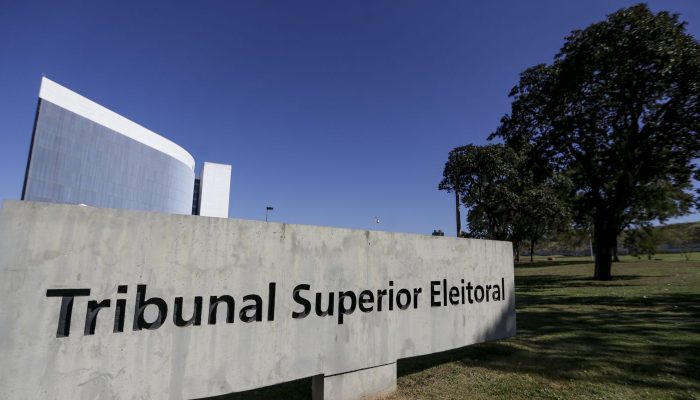 TSE Cria Conselho para Combater Desinformação e IA nas Eleições