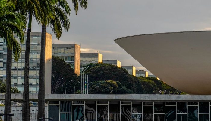 Congresso em Recesso Sem Votar PEC 6×1 e PL da Misoginia