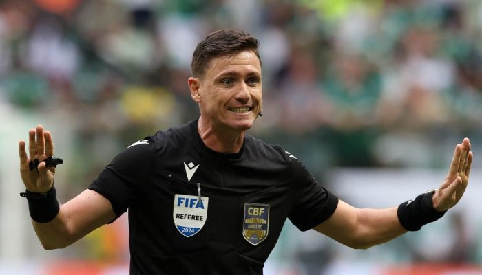 Fifa Escala Árbitro Brasileiro para Jogo da Copa do Mundo