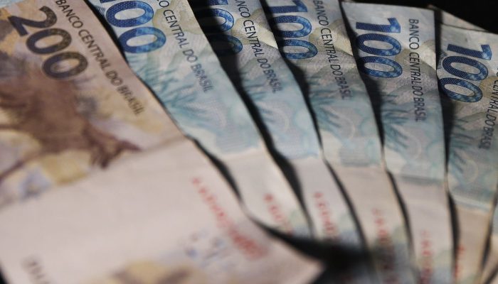 União Honra R$ 834,8 Milhões em Dívidas de Entes Federados em Maio