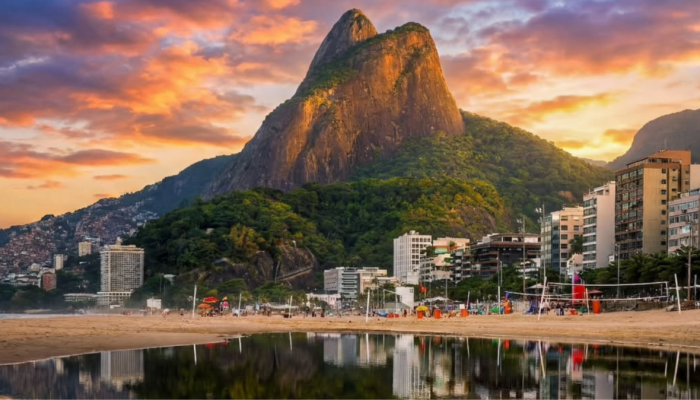 Frente Fria Traz Chuvas e Ventos Fortes para a Amazônia