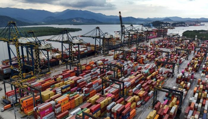 Porto de Santos: Licitação Assinada para Aprofundamento do Canal